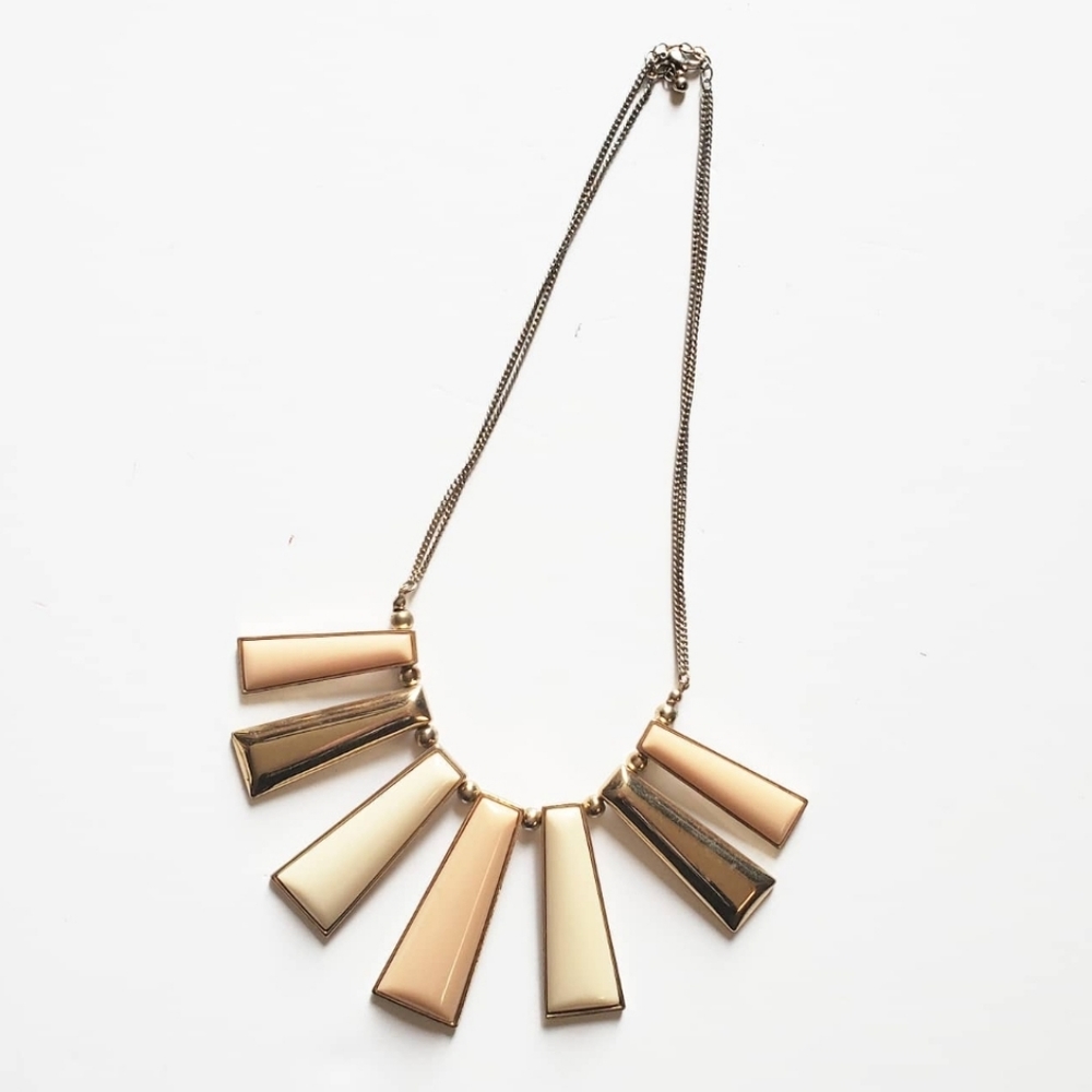 4/$20 🖤 Forever 21 Pink/Gold Statement Necklace